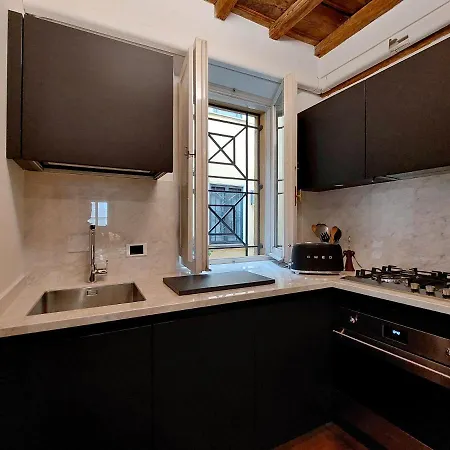 Ych-Farnese Charme Apartment Rome Exterior photo