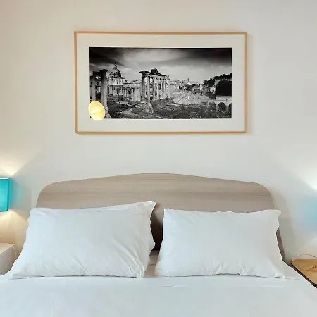 Ych-Farnese Charme Apartment Rome Exterior photo