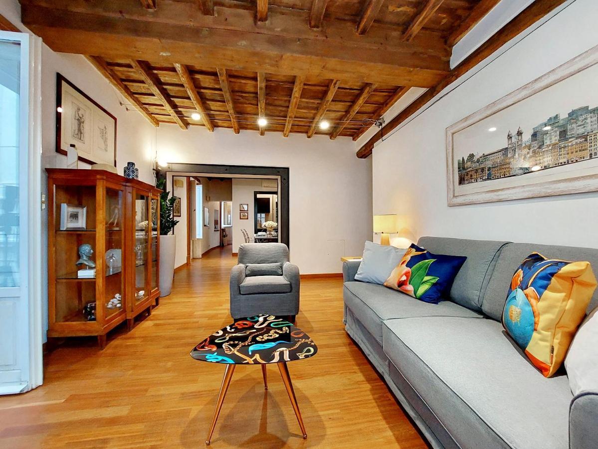 Ych-farnese Charme Apartment